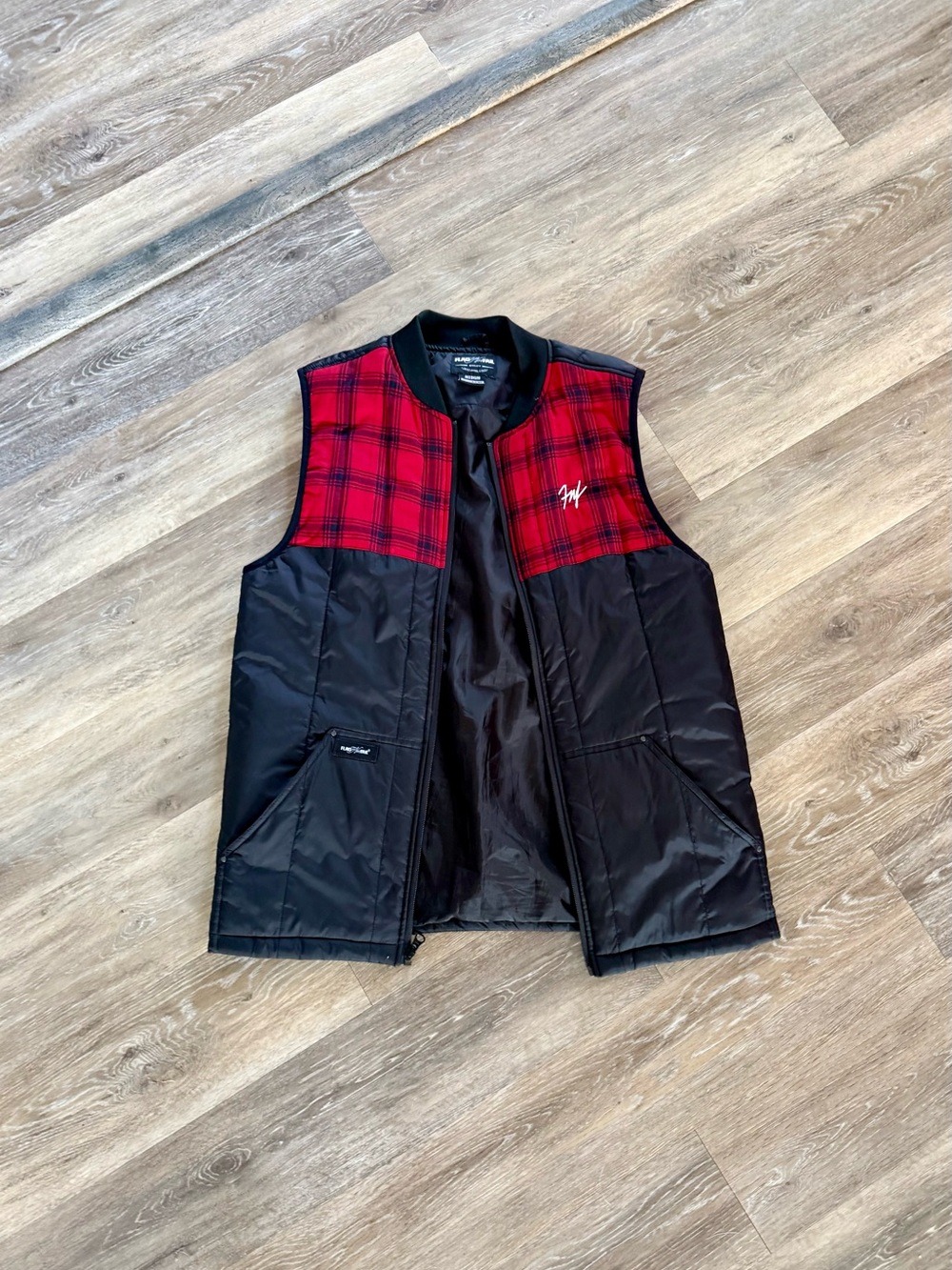 flag nor fail Men's Black Vest with Red Plaid